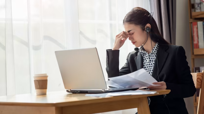 Tranh cãi dữ dội về việc cân bằng công việc và cuộc sống ở Singapore ảnh 1