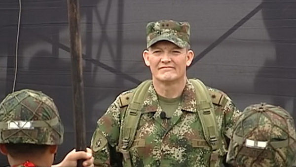 FARC bắt một tướng và kêu gọi chính phủ Colombia ngừng bắn ảnh 1