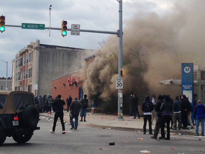 Cơ sở kinh doanh của người Việt ở Baltimore bị ảnh hưởng vì bạo loạn ảnh 1