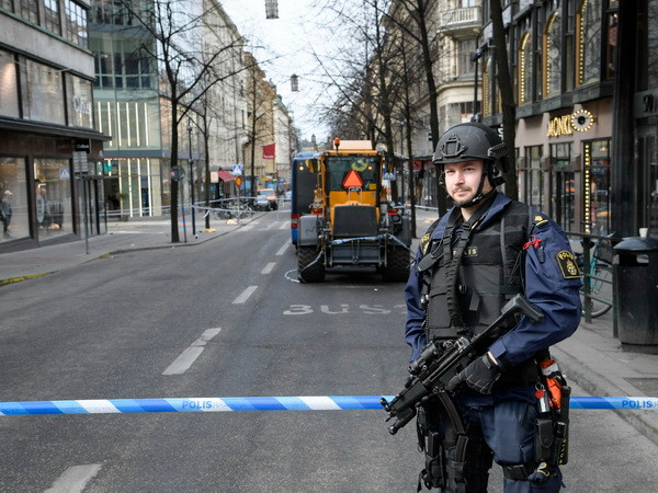 Thụy Điển công bố biện pháp cứng rắn chống người nhập cư trái phép ảnh 1