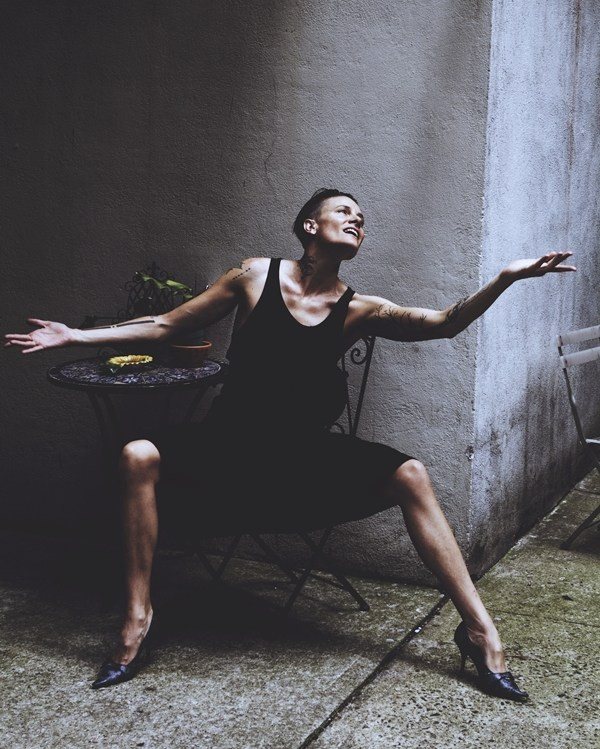 Casey Legler - Người mẫu nữ có vẻ đẹp nam tính hơn cả đàn ông ảnh 5