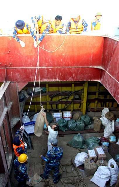 Hoa hậu Lan Khuê từng mặc cảm vì không trắng trẻo và xinh xắn ảnh 7