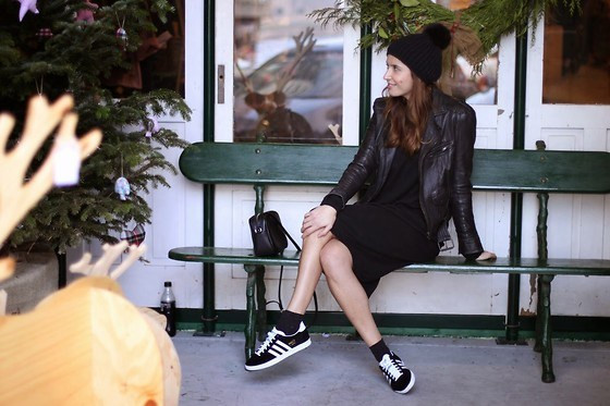 Bốn tuyệt chiêu để mặc đồ da trở nên mềm mại và nữ tính hơn ảnh 15