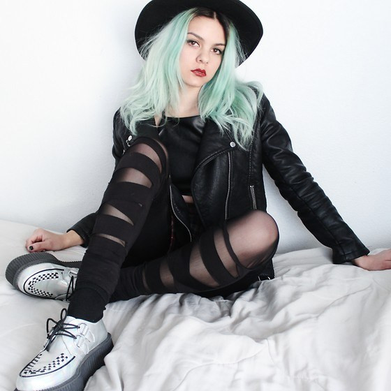 Bốn tuyệt chiêu để mặc đồ da trở nên mềm mại và nữ tính hơn ảnh 17