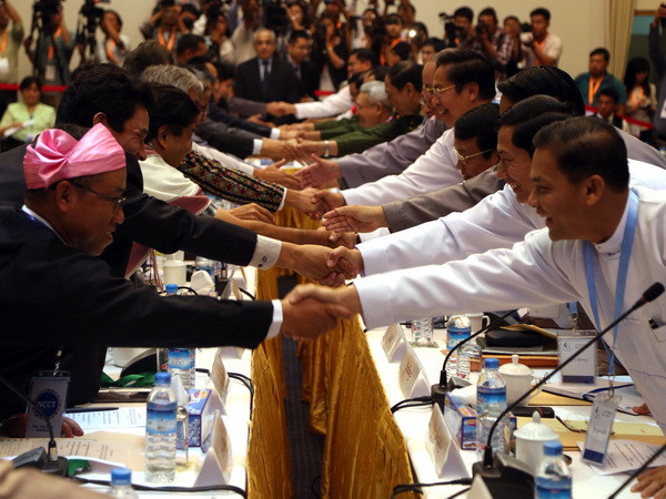 Chính phủ Myanmar nối lại đàm phán hòa bình với các nhóm sắc tộc ảnh 1