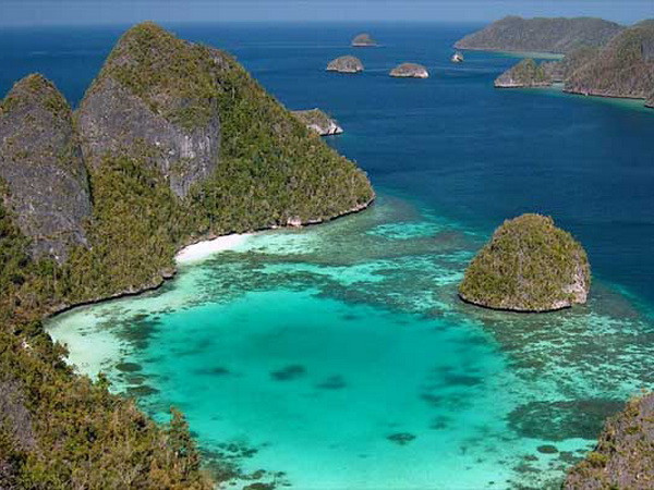 Indonesia tiến hành xác minh và đặt tên cho 3.000 hòn đảo ảnh 1