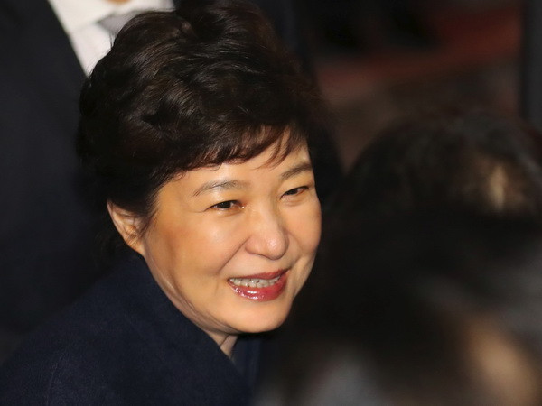 Bà Park Geun-hye. (Nguồn: AFP/TTXVN) Hàn Quốc rút giấy phép của 2 quỹ liên quan đến vụ bê bối tham nhũng ảnh 1