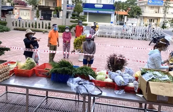Dịch COVID-19: Đồng Nai mở cửa ấp, khu phố “xanh” từ ngày 1/10 ảnh 1