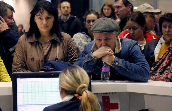 Máy bay Nga rơi ở Ai Cập: Các thi thể đầu tiên được đưa về Cairo ảnh 1