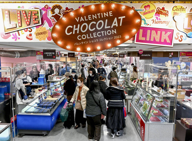 Ngày lễ tình yêu giúp tăng doanh thu từ chocolate tại xứ Phù Tang ảnh 1