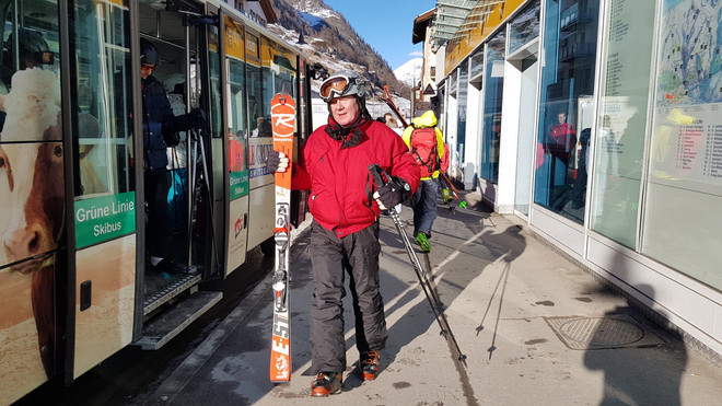 Ghé thăm thiên đường trượt tuyết và leo núi nổi tiếng của Thụy Sĩ ảnh 3