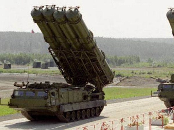 Iran đạt thỏa thuận mua 4 hệ thống tên lửa S-300 của Nga ảnh 1