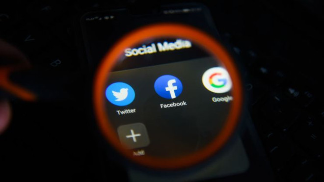 EC hối thúc Facebook, Google, Twitter quyết liệt hơn chống lại tin giả ảnh 1