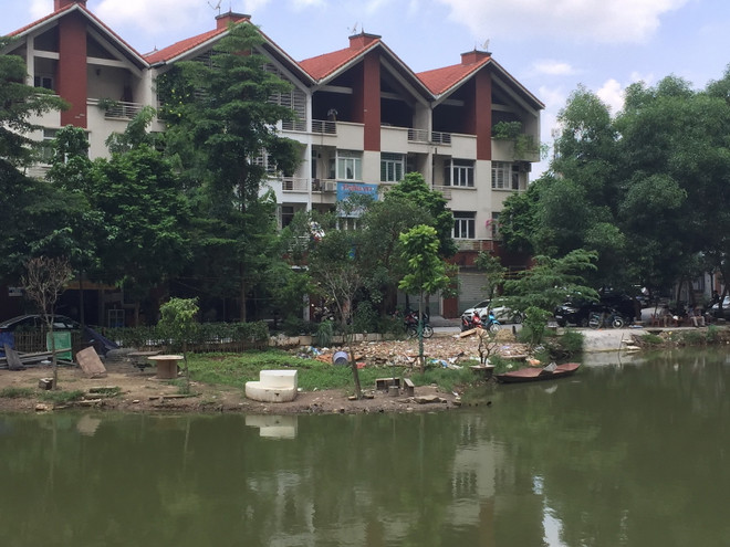 Chủ tịch Hà Nội yêu cầu làm rõ thông tin san lấp, lấn chiếm hồ Ngòi ảnh 1