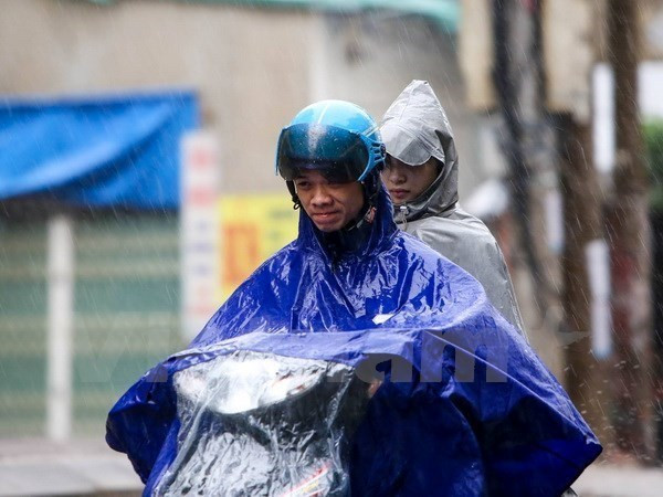 Tối 16/4, nhiều tỉnh miền Bắc có mưa rào, đề phòng thời tiết nguy hiểm ảnh 1