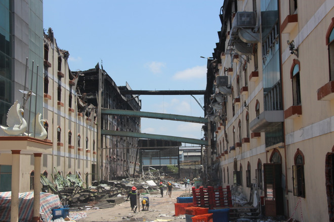 Hỏa hoạn bùng phát dữ dội trở lại tại công ty Kwong Lung-Meko ảnh 1