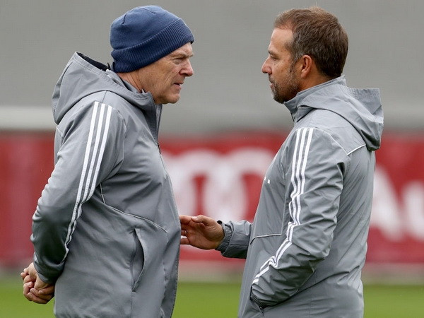FC Bayern: Khi cờ được trao vào tay 'người mới' Hansi Flick ảnh 1
