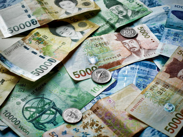 Hàn Quốc thông báo đóng băng lãi suất cơ sở ở mức thấp kỷ lục ảnh 1