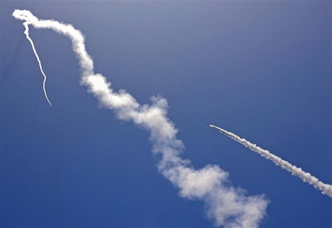 Israel thử nghiệm thành công hệ thống vũ khí laser phòng không ảnh 1