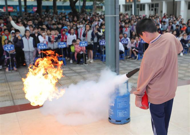 Những điều cần lưu ý khi mua các thiết bị phòng cháy, chữa cháy ảnh 1