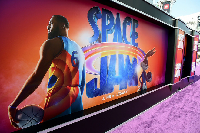 “Space Jam” tái xuất, soán ngôi đầu Bắc Mỹ của “Góa phụ đen” ảnh 1