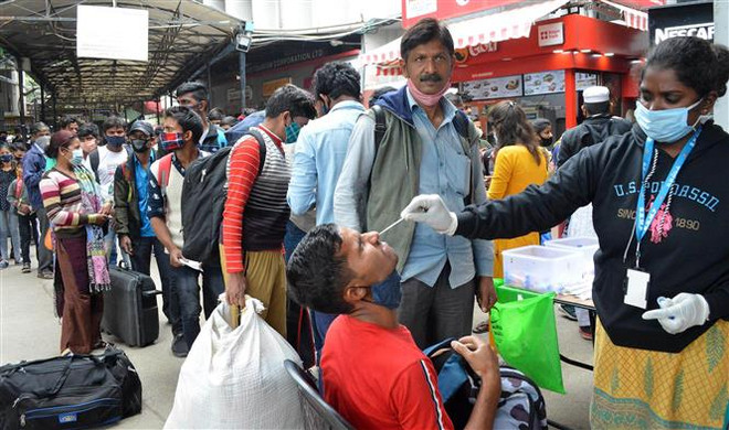 Biến thể Omicron nguồn gốc Nam Phi gây lo ngại trên toàn thế giới ảnh 1