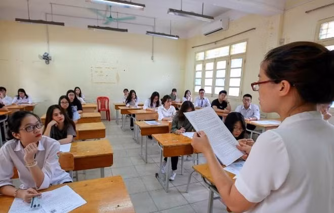 Gian lận thi cử: Chưa đủ căn cứ kết luận việc đưa, nhận tiền ảnh 1