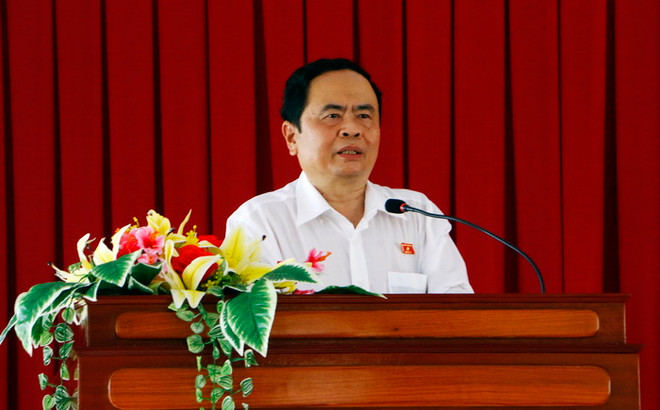 Bầu hai đồng chí Trần Cẩm Tú và Trần Thanh Mẫn vào Ban Bí thư ảnh 1