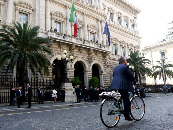 Nợ công của Italy trong tháng Ba đạt mức cao kỷ lục chưa từng có ảnh 1