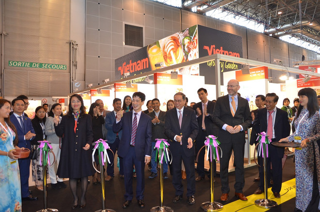 Nhiều doanh nghiệp Việt Nam tham dự hội chợ thực phẩm lớn nhất ở Pháp ảnh 4