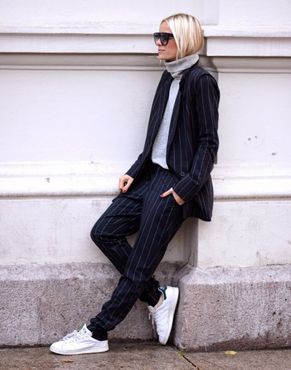 Phối đồ cá tính ngày đông với kẻ pinstripes thời thượng ảnh 3