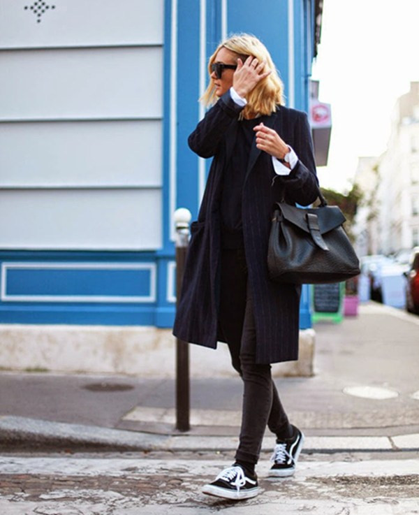 Phối đồ cá tính ngày đông với kẻ pinstripes thời thượng ảnh 9