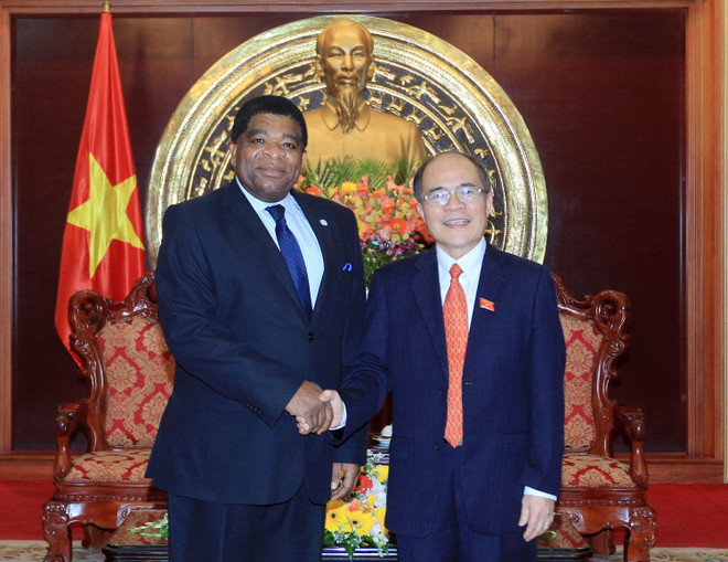 Chủ tịch Quốc hội Nguyễn Sinh Hùng tiếp Tổng thư ký IPU ảnh 1