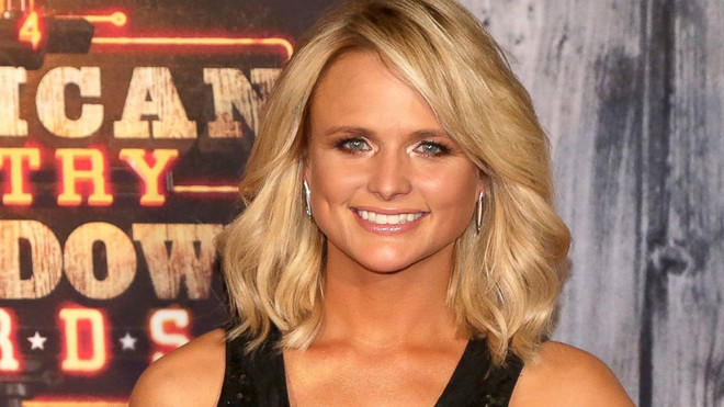 Miranda Lambert thống trị giải Âm nhạc đồng quê Mỹ 2015 ảnh 1
