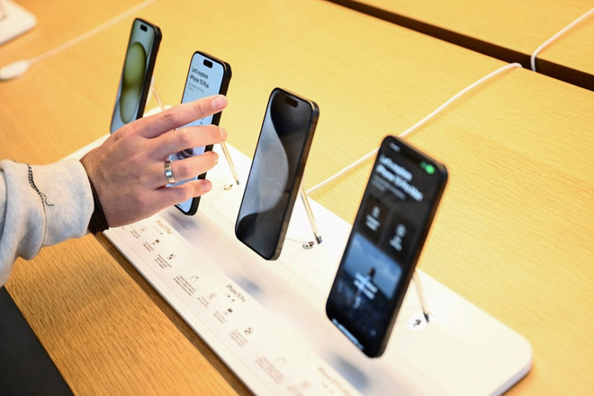 Trung Quốc vẫn là thị trường quan trọng đối với Apple. (Ảnh: AFP/TTXVN) iphone.jpg