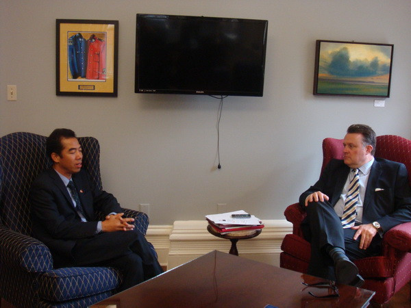 Tổ chức diễn đàn kinh doanh mời gọi đầu tư từ Canada ảnh 1