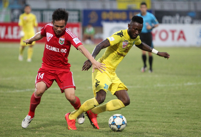 B.Bình Dương vững ngôi đầu, Hoàng Anh Gia Lai tiếp tục "lún sâu" ảnh 1