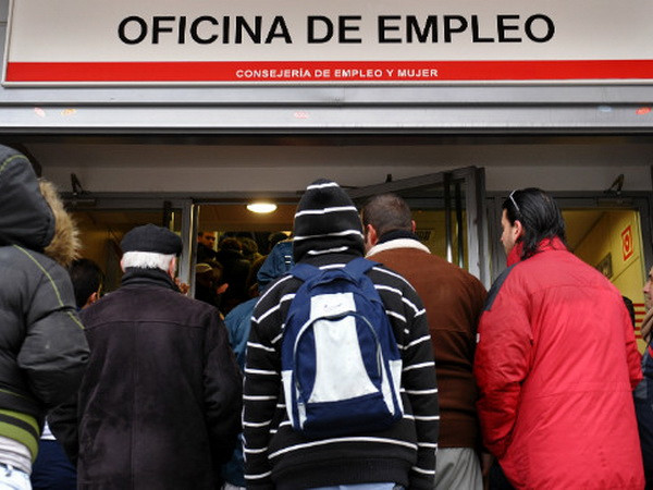Tỷ lệ thất nghiệp ở Tây Ban Nha giảm mạnh nhất trong vòng 16 năm ảnh 1