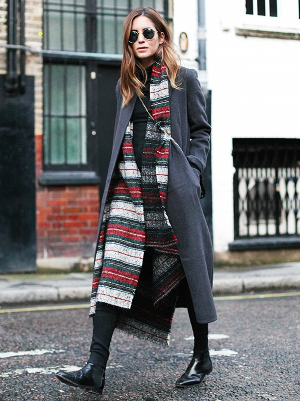 7 xu hướng thời trang "để đời" của Mary-Kate và Ashley Olsen ảnh 20