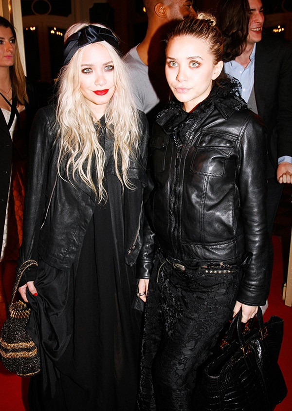 7 xu hướng thời trang "để đời" của Mary-Kate và Ashley Olsen ảnh 26