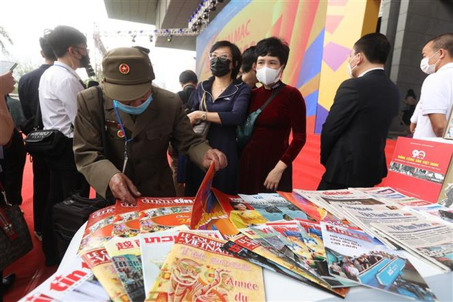 "Thiên kiến tiêu cực" - không phải sự biện minh cho báo chí ảnh 4