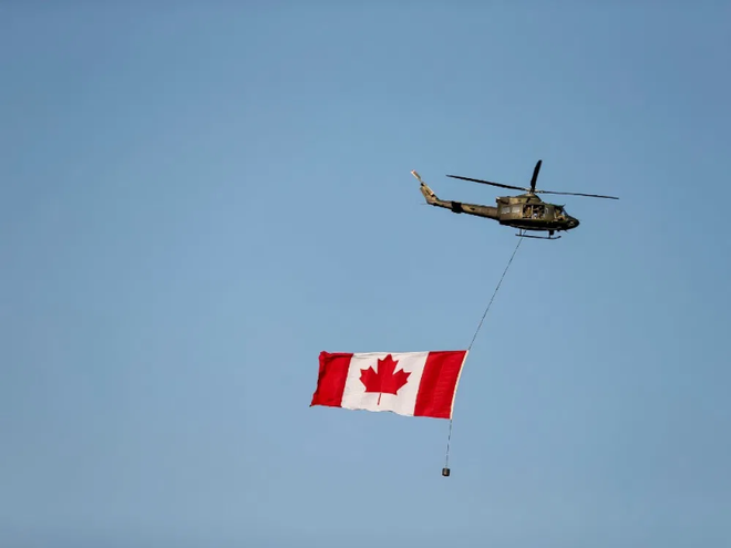 Máy bay trực thăng quân sự của NATO mất tích ở Địa Trung Hải ảnh 1