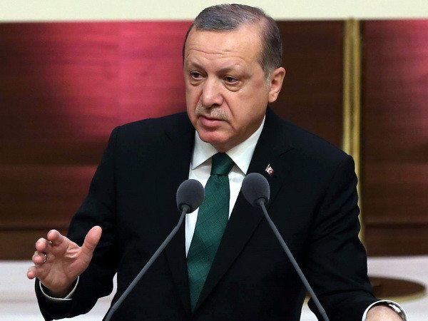 Tổng thống Thổ Nhĩ Kỳ phê chuẩn dự luật sửa đổi Hiến pháp ảnh 1