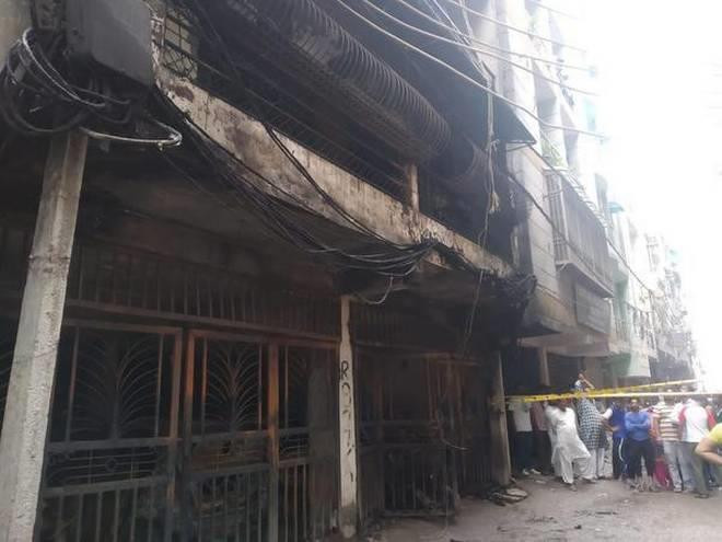 Ấn Độ: Cháy khu nhà tại New Delhi làm 16 người thương vong ảnh 1