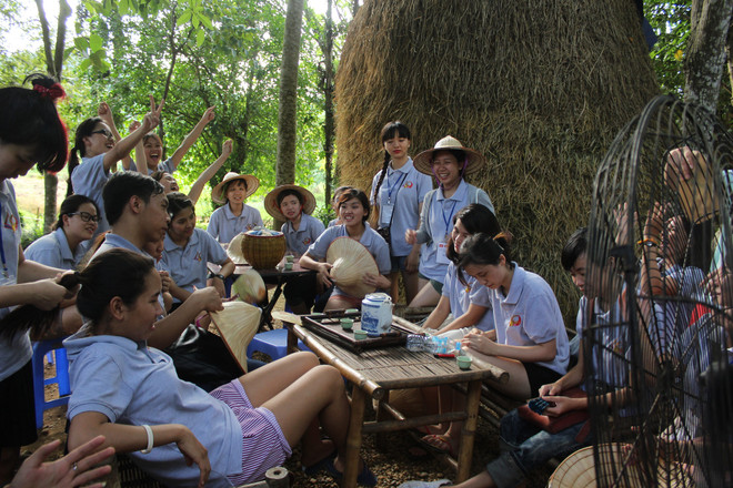Đoàn giao lưu thanh niên Việt-Thái thử tài chế biến nông sản ảnh 10