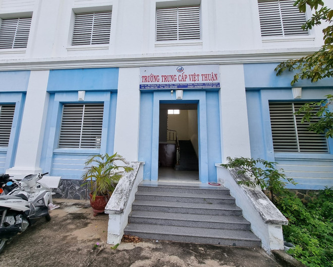 truong-trung-cap-viet-thuan-phan-rang-6122.jpg