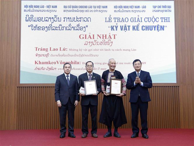 60 năm quan hệ Việt Nam-Lào: Trao giải cuộc thi "Kỷ vật kể chuyện" ảnh 1