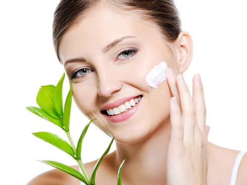 Bảy bí quyết chăm sóc da cho quý cô hay trang điểm ảnh 5