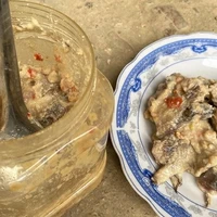 Đà Nẵng: Ba trẻ nhập viện nghi ngộ độc Botulinum sau khi ăn cá ủ chua