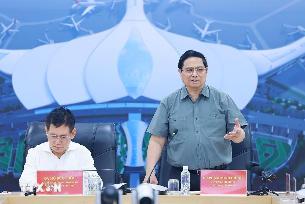 ttxvn-thu-tuong-kiem-tra-tien-do-thi-cong-du-an-cang-hang-khong-quoc-te-long-thanh-20-3.jpg